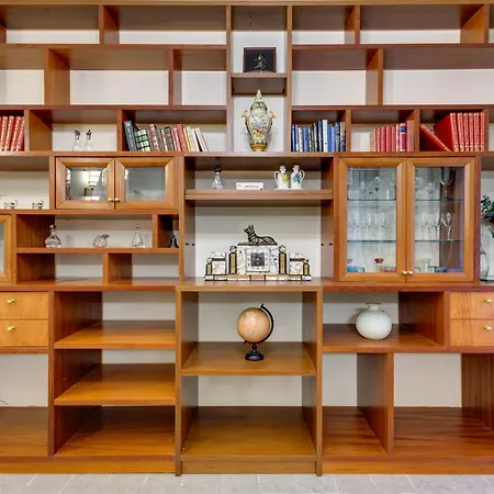 Domus Palermo 아파트